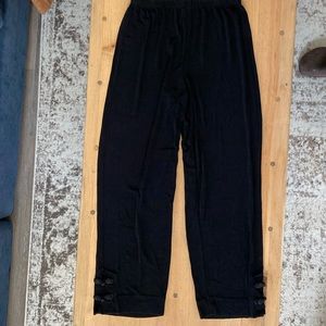 Vintage Chico’s travelers black ankle pant